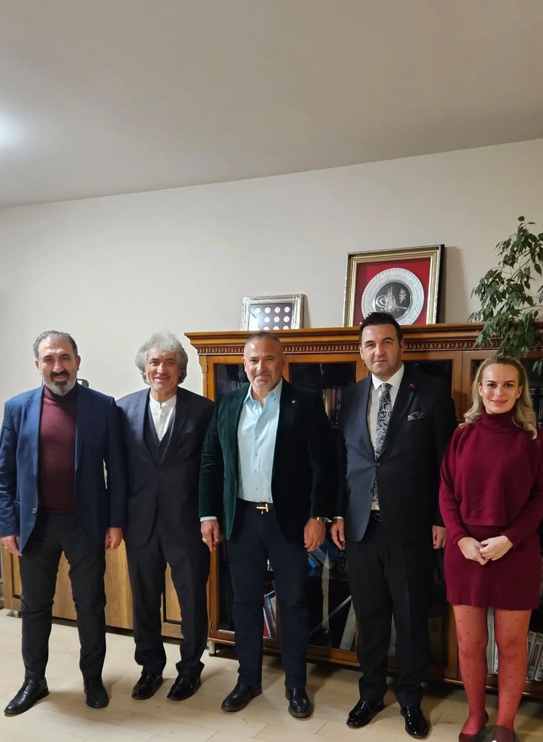 Sivil Toplum ve Kültür Dünyasının Önemli İsimleri Bir Araya Geldi